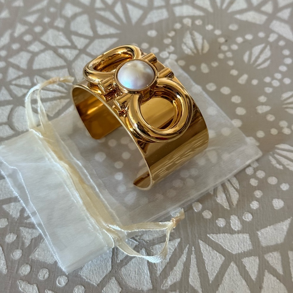 Ferragamo Bangle Bracelet